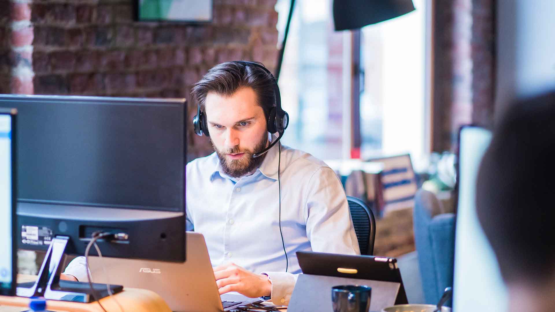 Tips for Great Customer Service Over the Phone Think VoIP Services